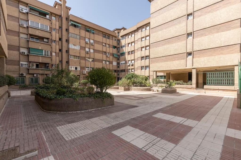 Neptuno Deluxe Apartment Granada Exterior photo
